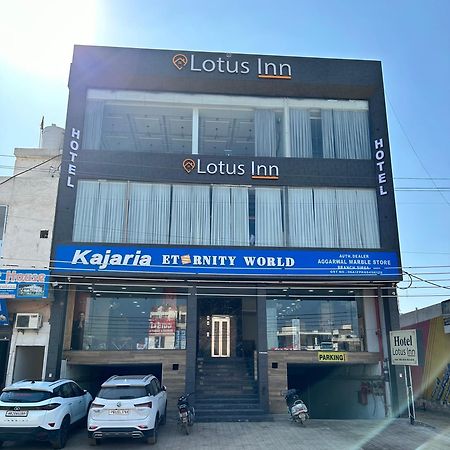 Hotel Lotus Inn Sirsa Екстер'єр фото
