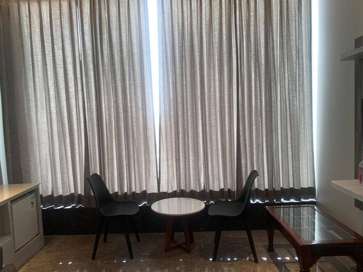 Hotel Lotus Inn Sirsa Екстер'єр фото