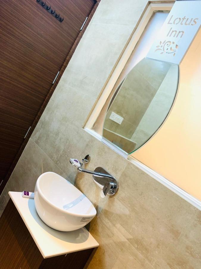 Hotel Lotus Inn Sirsa Екстер'єр фото